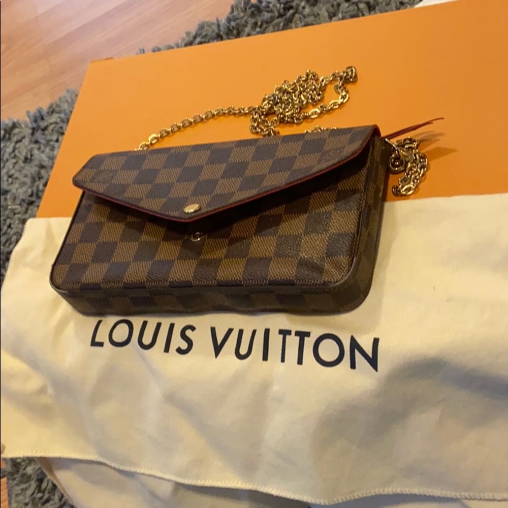 Louis Vuitton crossbody bag